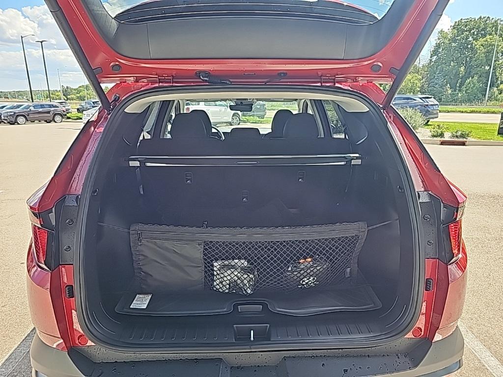 2026 Hyundai Tucson SEL photo 32