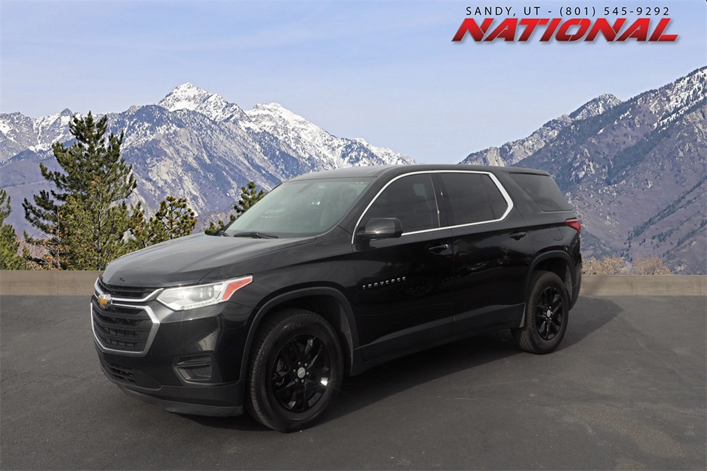 2020 Chevrolet Traverse LS's photo
