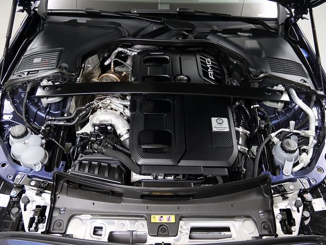 2025 Mercedes Benz C 43 AMG 4MATIC photo 37