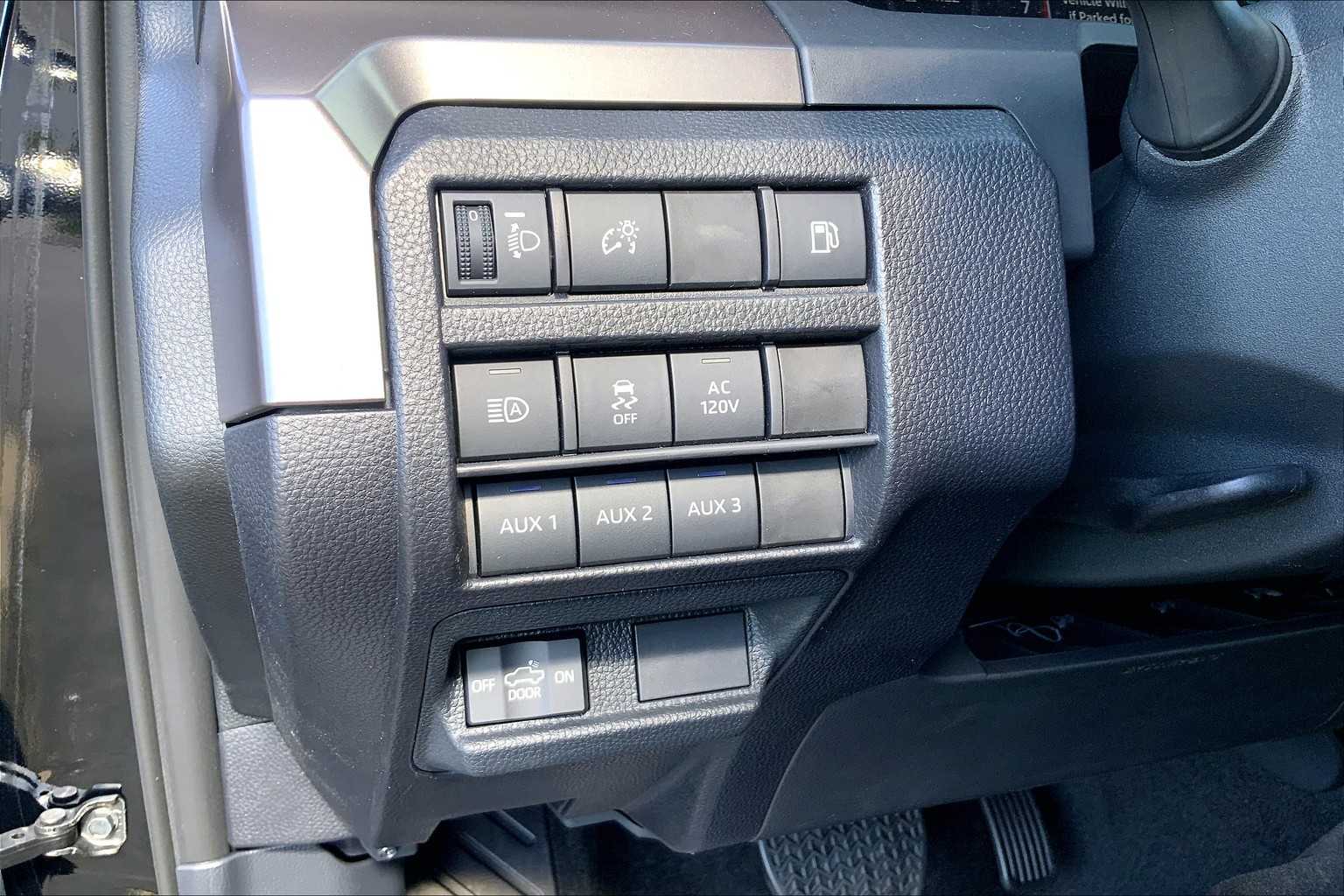 2025 Toyota Tacoma TRD Off-Road 4x4 Double Cab photo 17