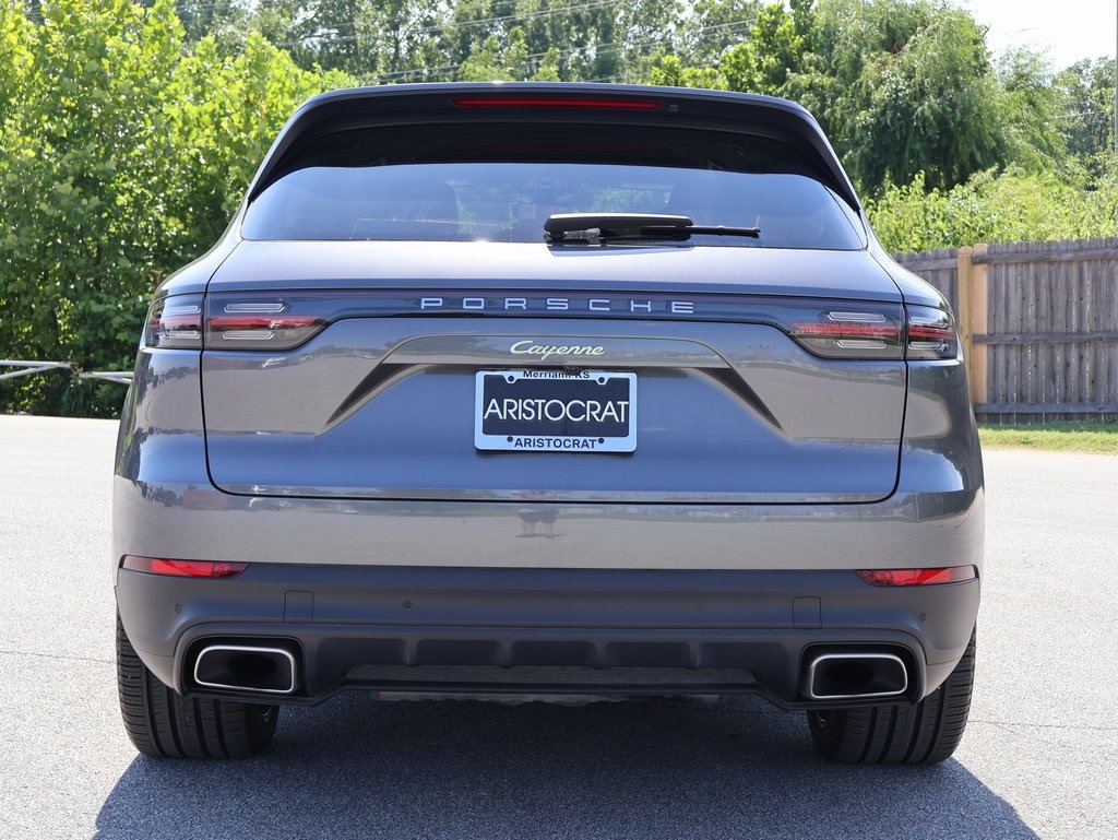 2023 Porsche Cayenne E-Hybrid photo 7