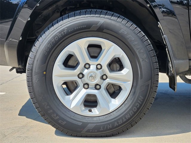 2022 Toyota 4Runner 4WD SR5 Premium photo 10