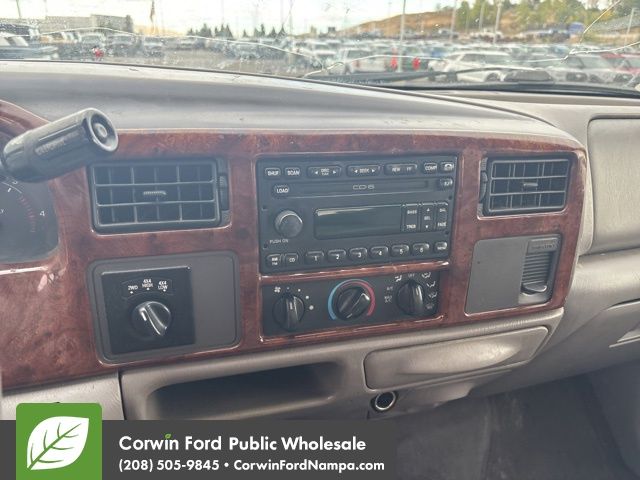2001 Ford F-250 photo 8