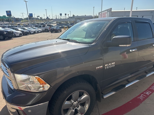 2017 Ram 1500 Big Horn photo 3