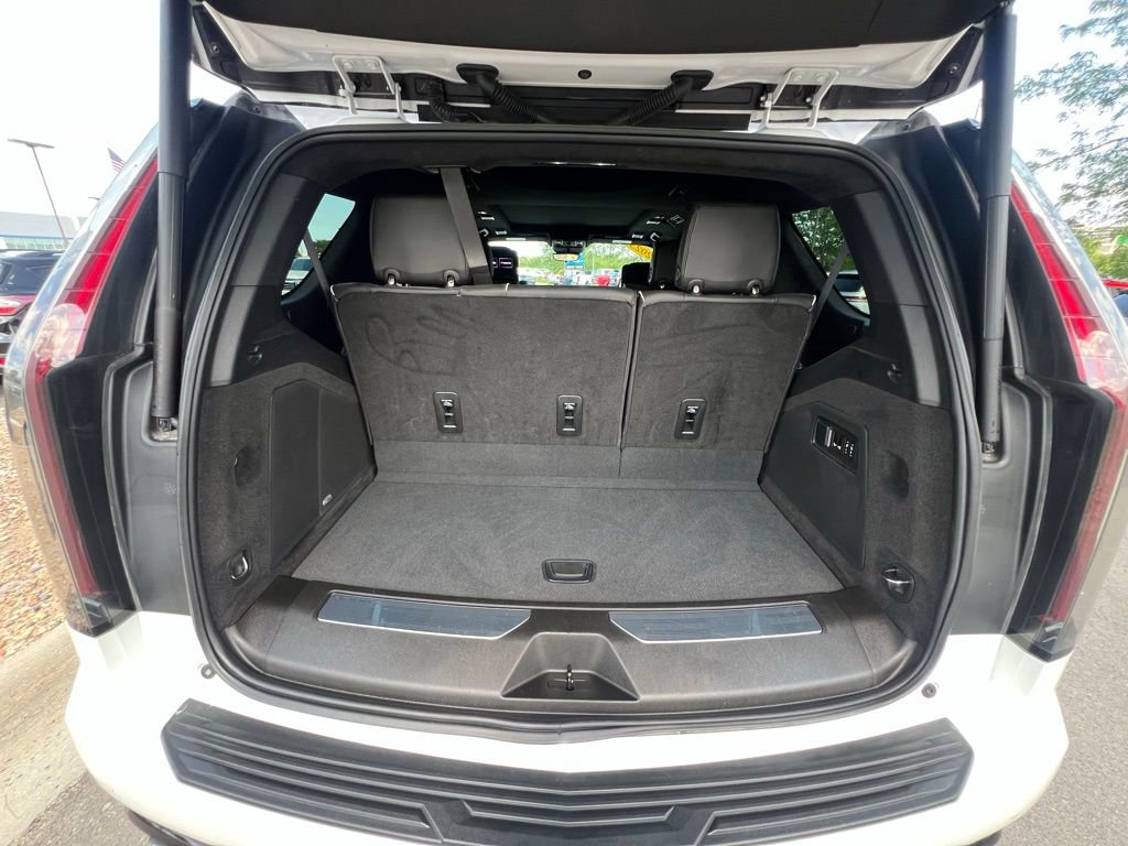 2023 Cadillac Escalade V-Series photo 27