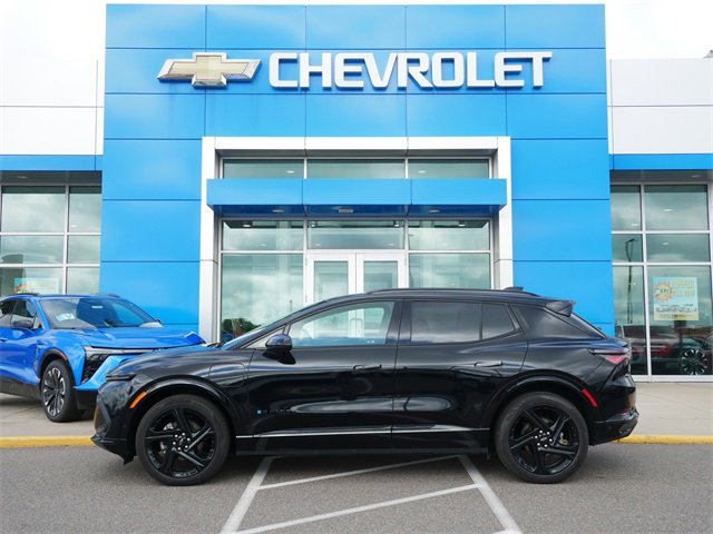 Used 2024 Chevrolet Equinox EV Launch Edition with VIN 3GN7DNRP4RS144423 for sale in Roseville, Minnesota
