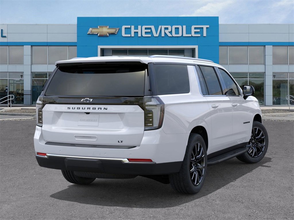 2025 Chevrolet Suburban LT photo 3