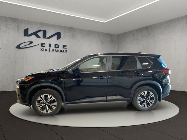 2023 Nissan Rogue SV photo 3