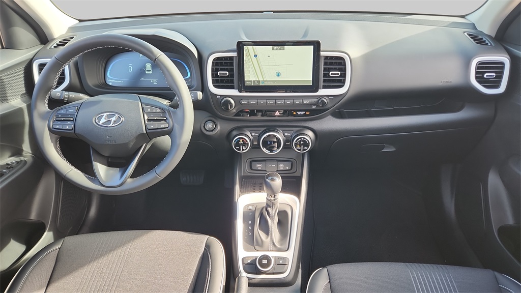 2025 Hyundai Venue Limited photo 17