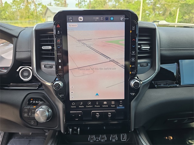 2026 Ram 1500 Laramie photo 13