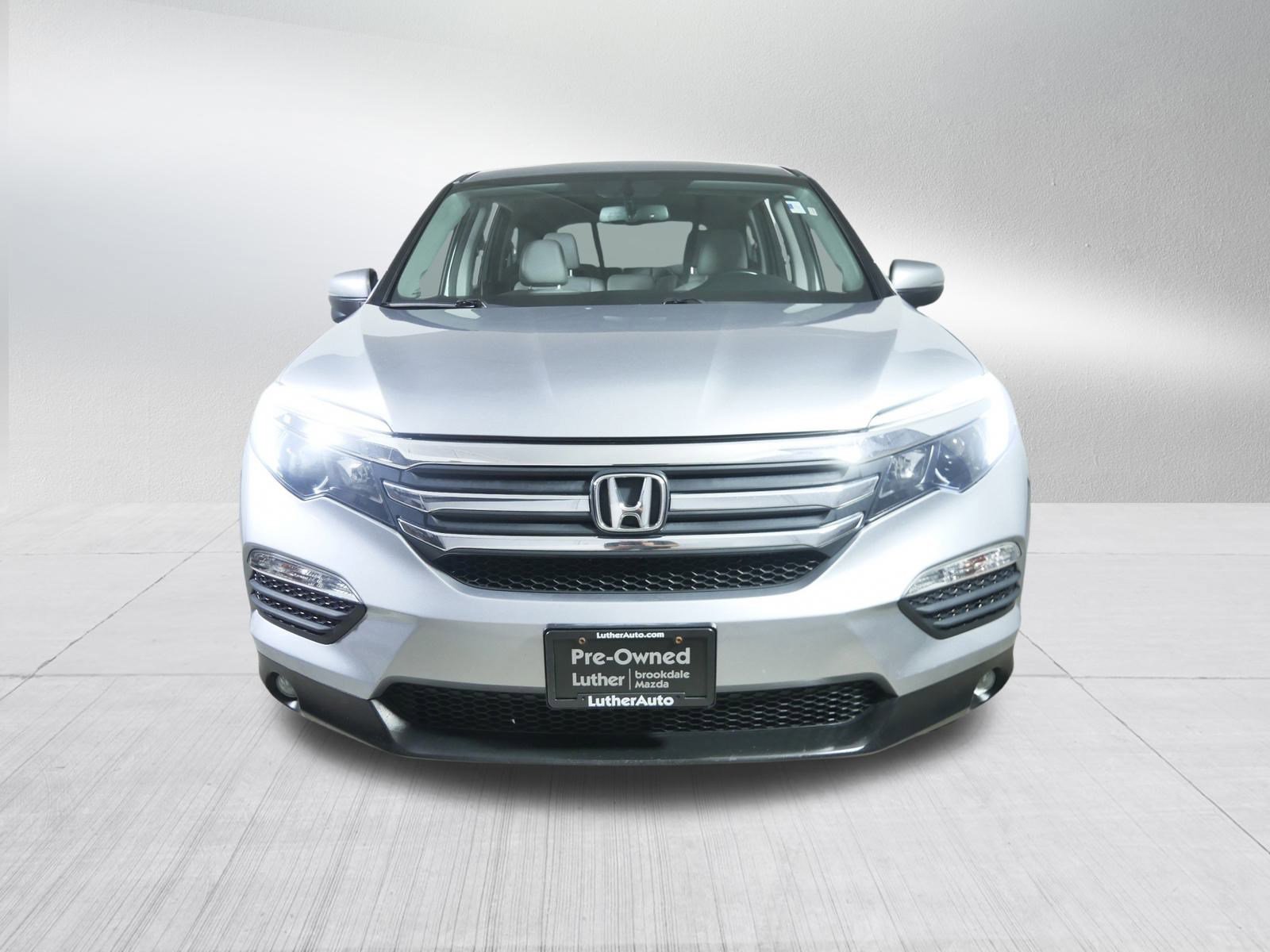 2017 Honda Pilot EX-L photo 2