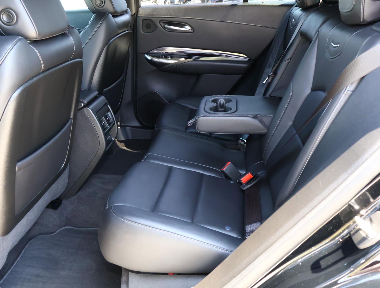 2022 Cadillac XT4 Luxury photo 25