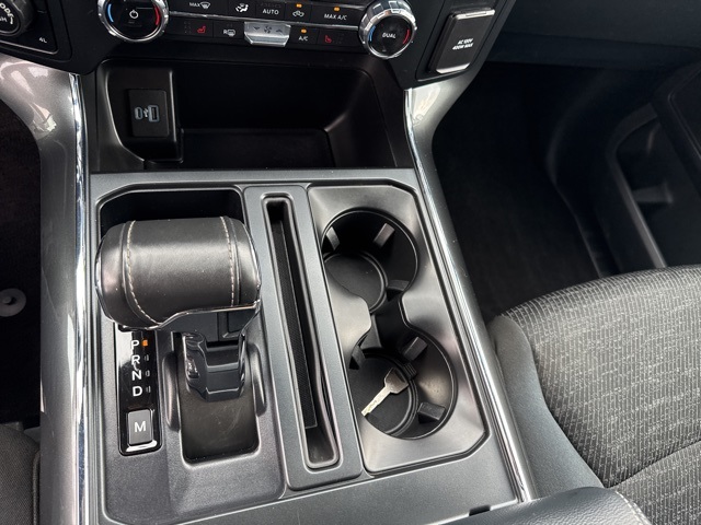 2022 Ford F-150 XLT photo 18