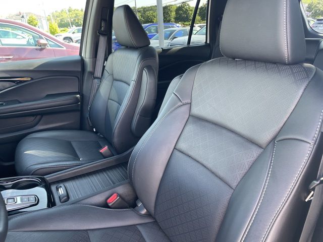 2023 Honda Passport Elite photo 9