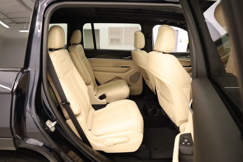 2024 Jeep Grand Cherokee Limited photo 36