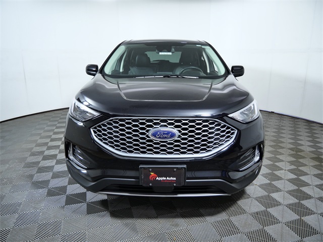 2023 Ford Edge SEL photo 3