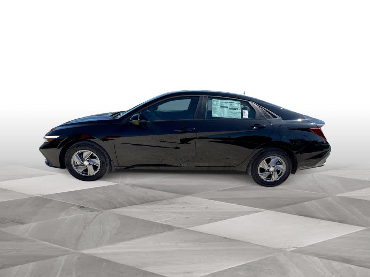 2025 Hyundai Elantra SE photo 4