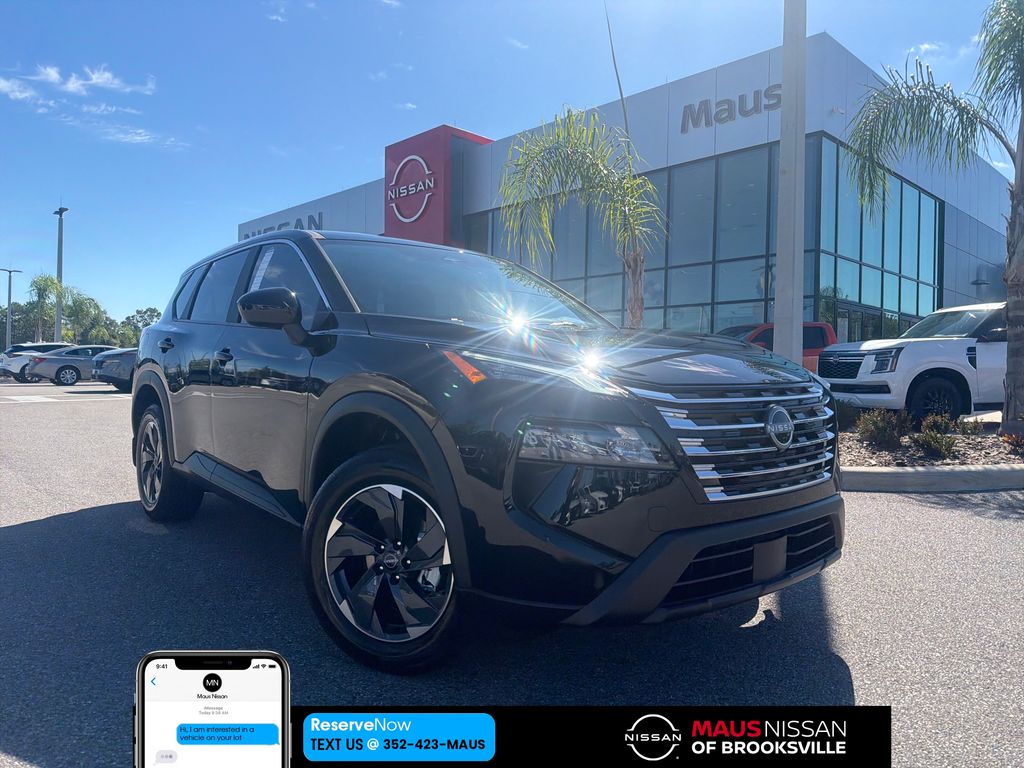 2026 Nissan Rogue SV's photo