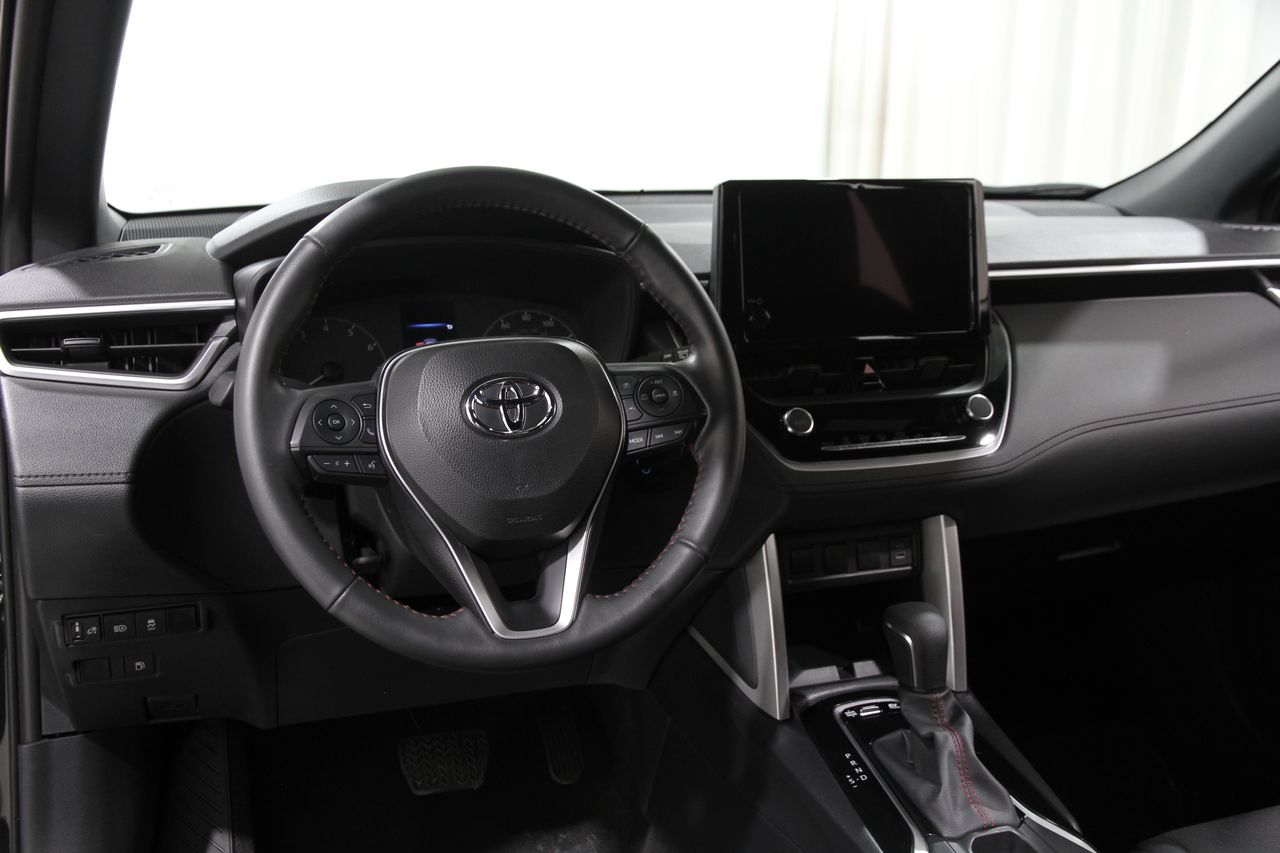 2024 Toyota Corolla Hybrid Nightshade Edition photo 5