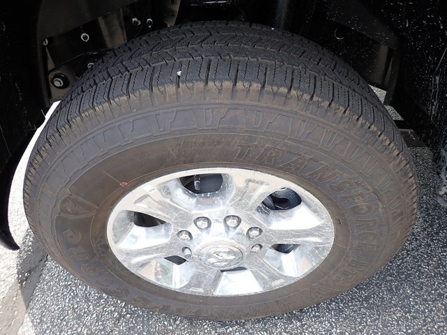 2025 Ram 2500 Big Horn photo 10