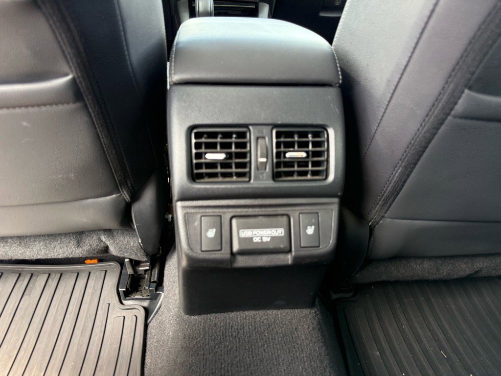 2018 Subaru Outback Limited photo 12