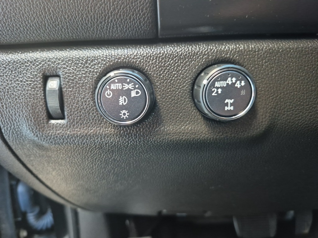 2019 Chevrolet Colorado LT photo 13