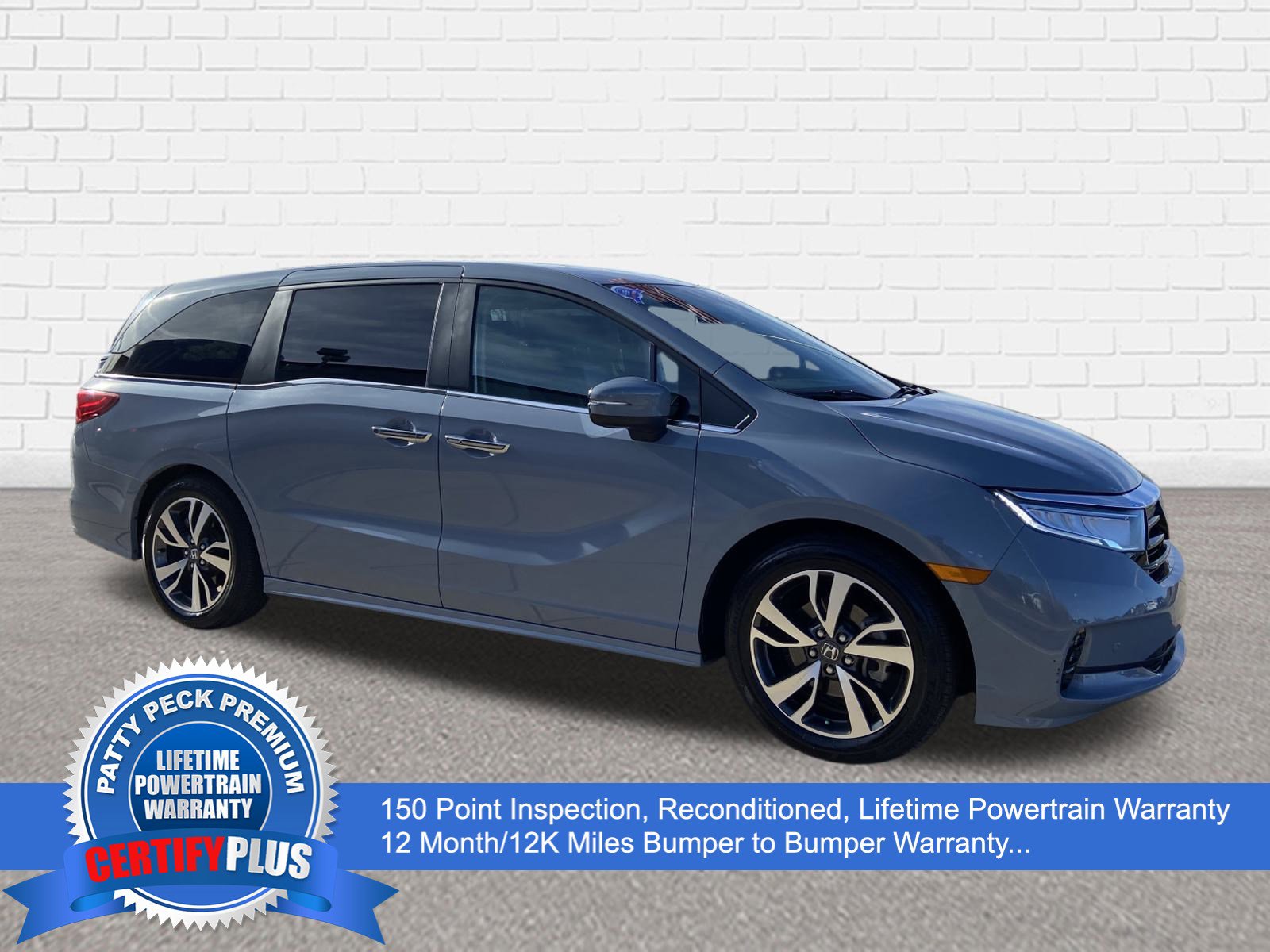 2023 Honda Odyssey Touring's photo