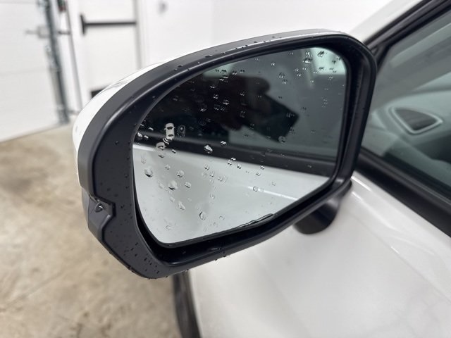 2026 Honda HR-V EX-L photo 16