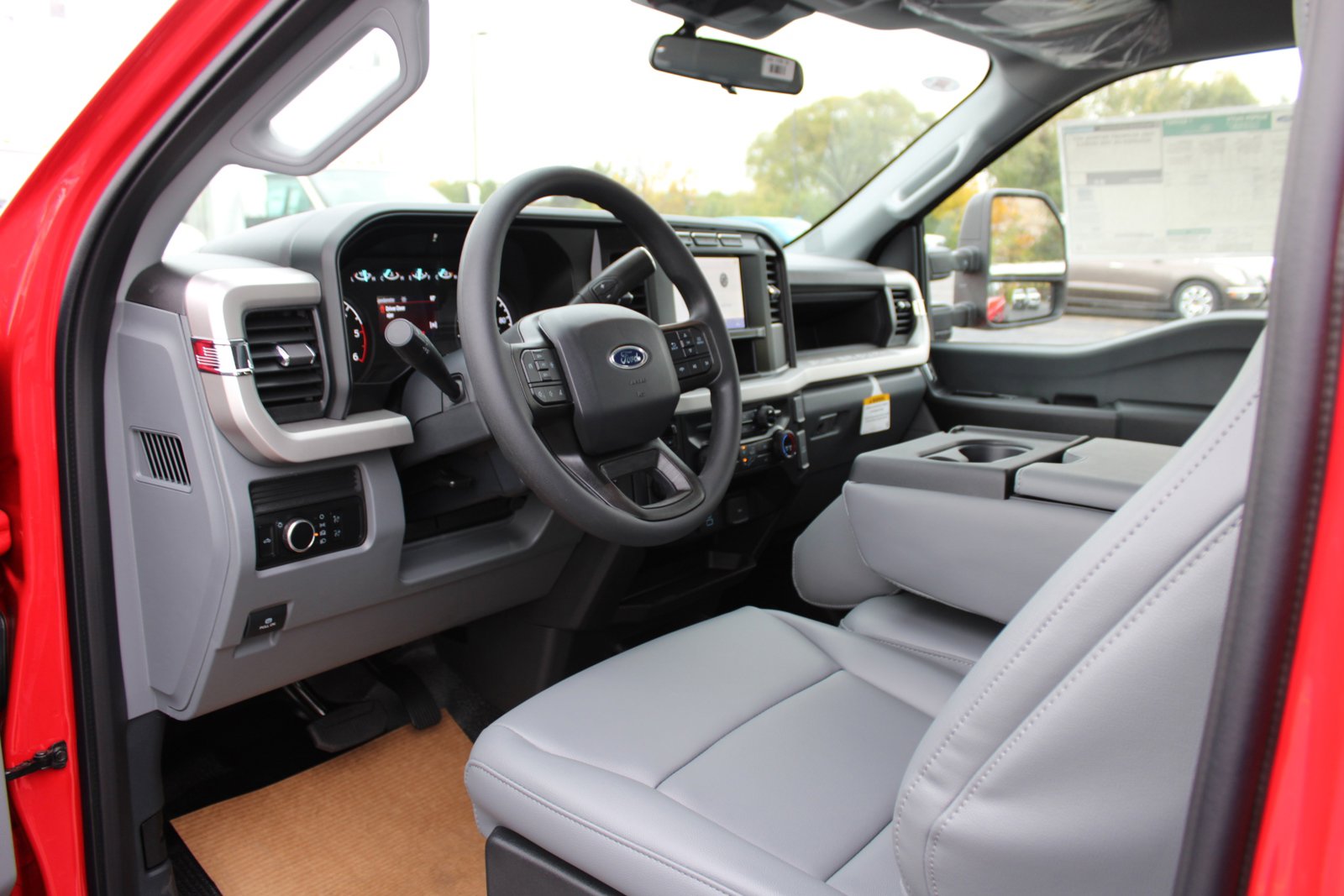 2023 FORD F-350 - Image 15