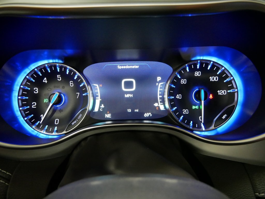 2026 Chrysler Pacifica Limited photo 25