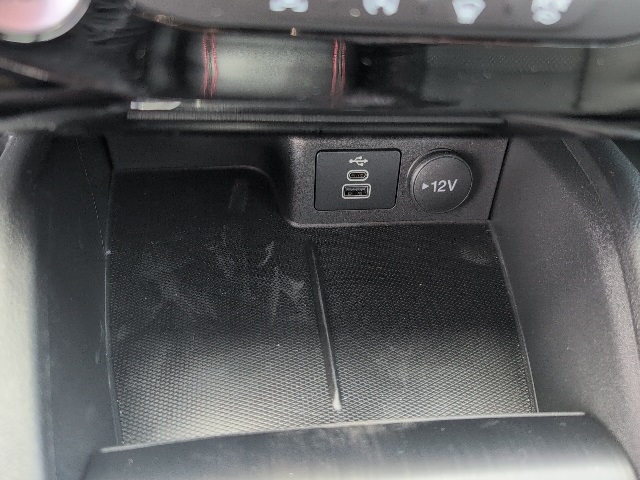 2025 Ford Escape Hybrid ST-Line Select photo 20
