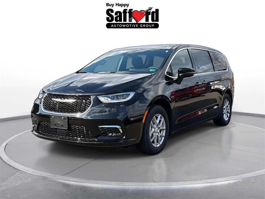 2026 Chrysler Pacifica Select's photo