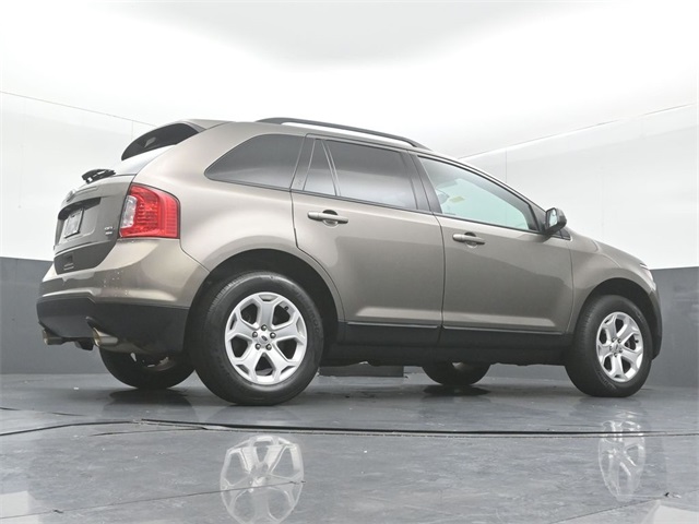 2014 Ford Edge SEL photo 36