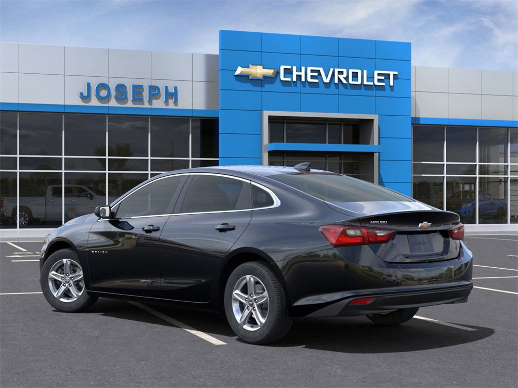 2025 Chevrolet Malibu LS photo 3