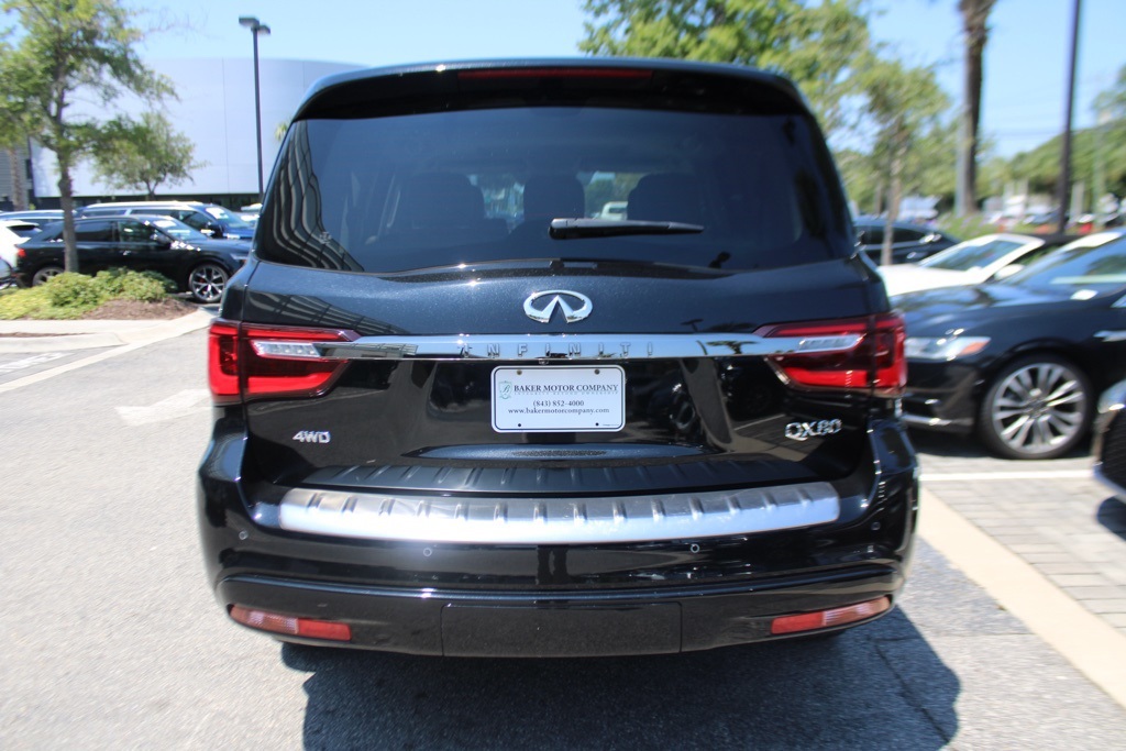 2024 Infiniti QX80 Premium Select photo 3