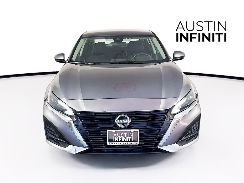 2023 Nissan Altima 2.5 S photo 2