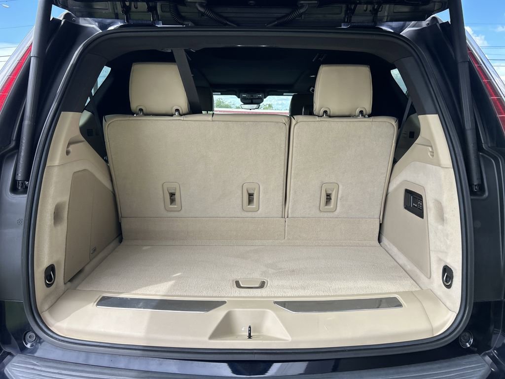 2021 Cadillac Escalade Premium Luxury photo 10