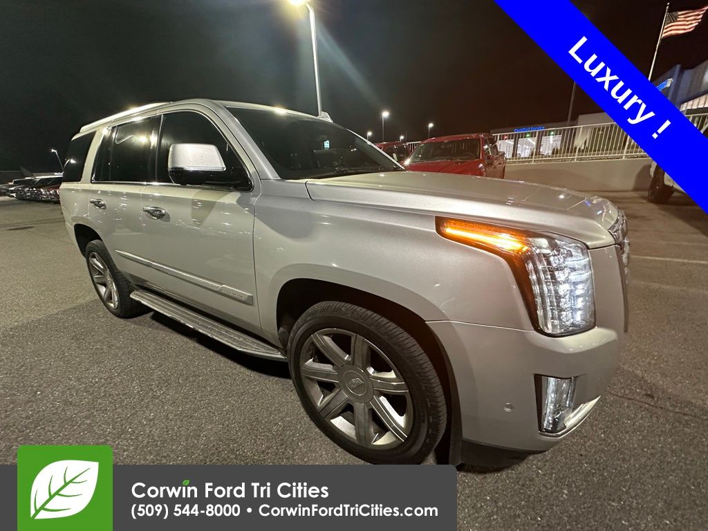 2018 Cadillac Escalade Luxury