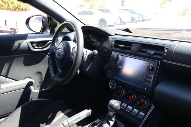2023 Toyota GR86 Premium photo 14