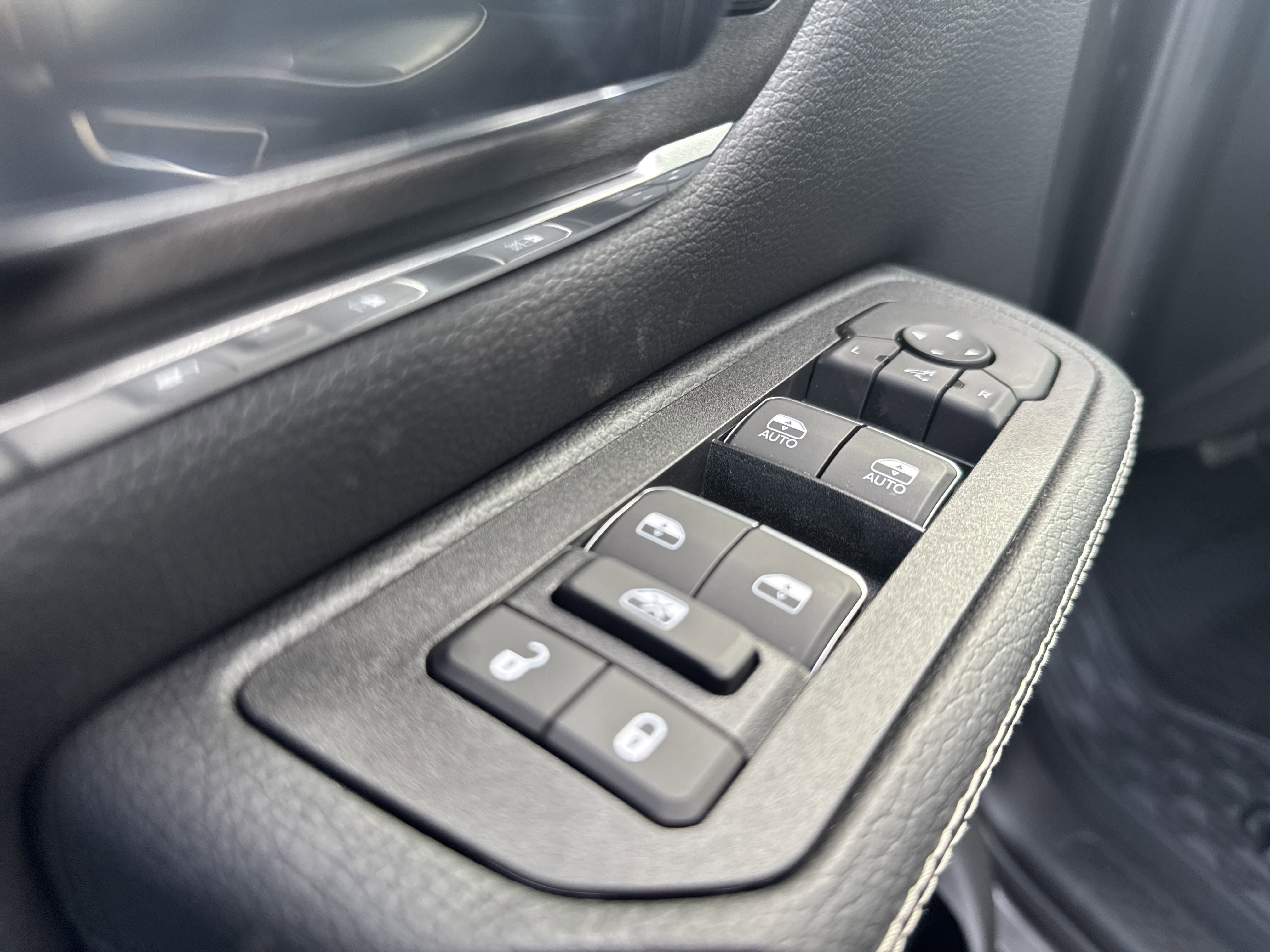 2025 Ram 1500 Laramie photo 22