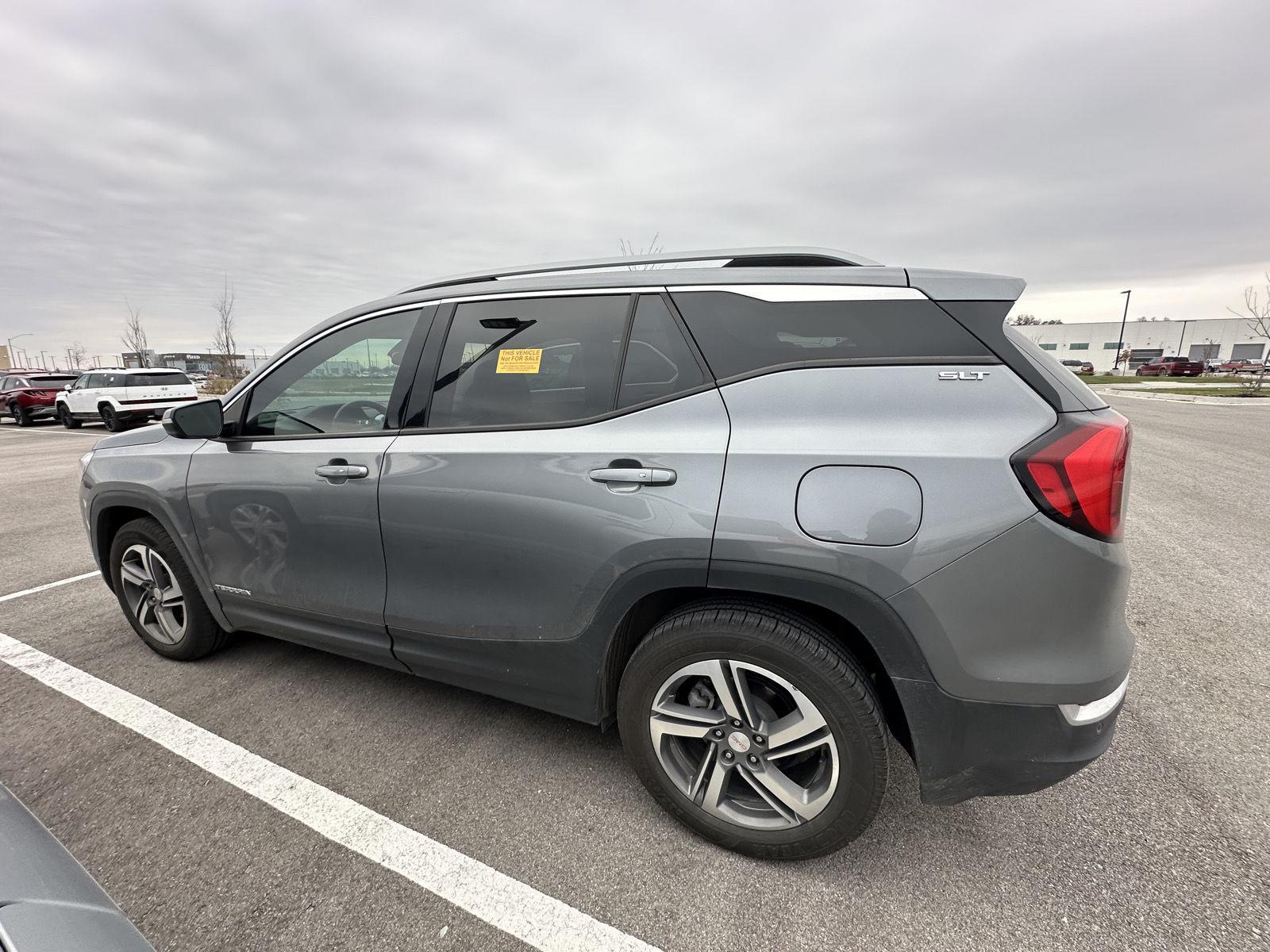 2021 Gmc Terrain SLT photo 2