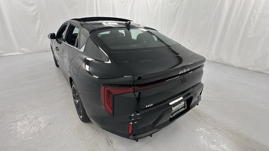 2025 Kia K4 GT-Line photo 5