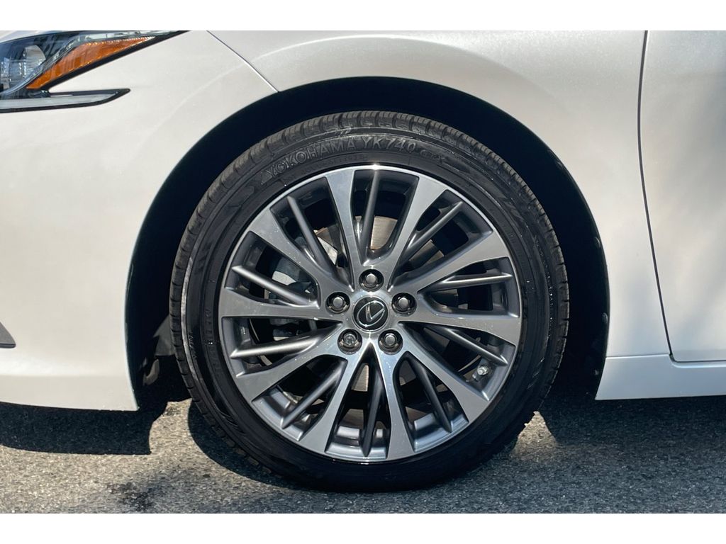 2020 Lexus ES 350 Base photo 38