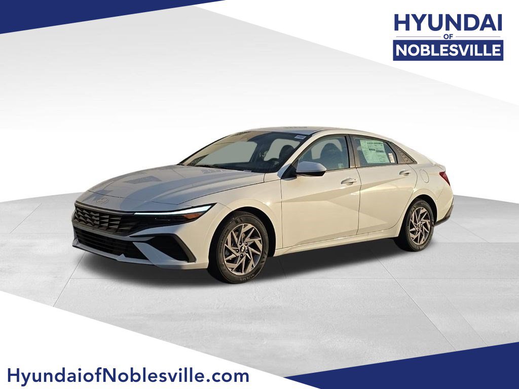 2026 Hyundai Elantra Blue's photo