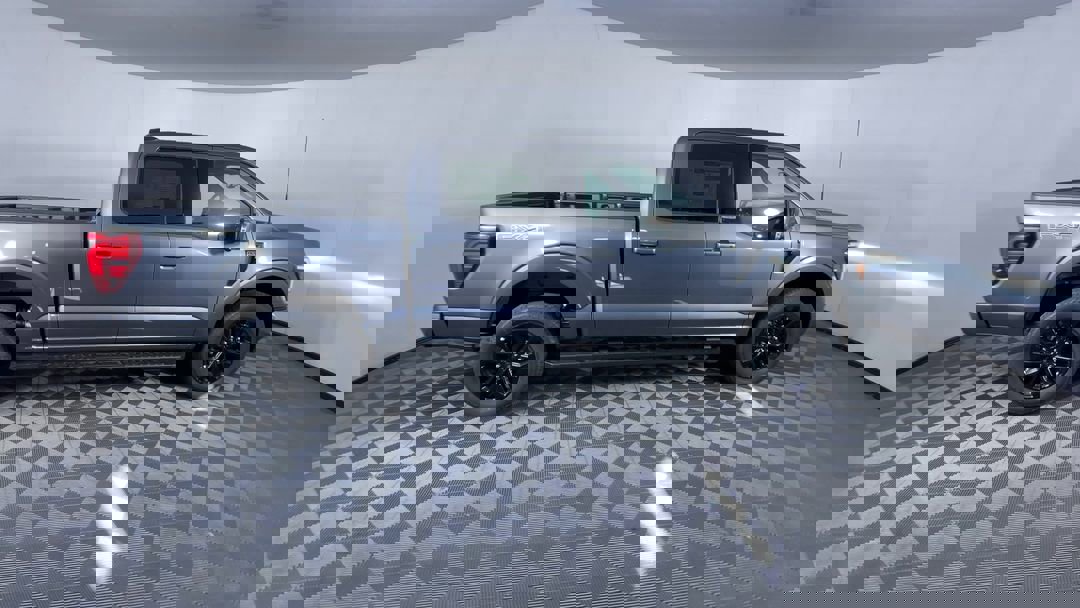 2025 Ford F-150 Lariat photo 9
