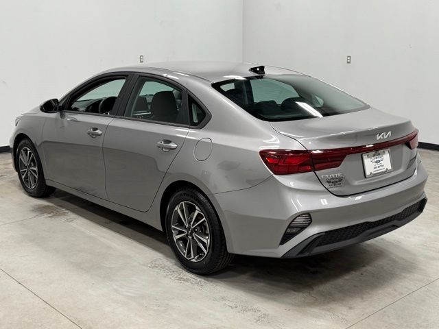 2023 Kia Forte LXS photo 6