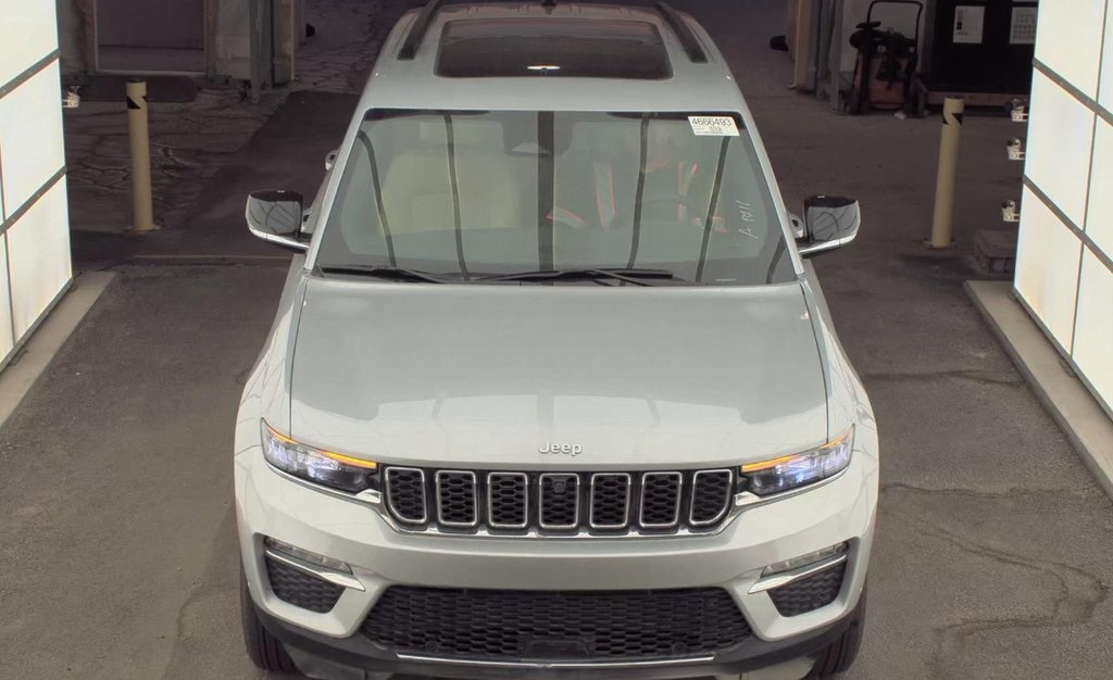 2024 Jeep Grand Cherokee Limited photo 2