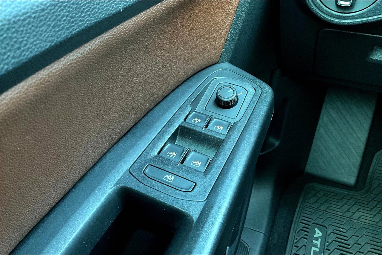 2021 Volkswagen Atlas SEL photo 25