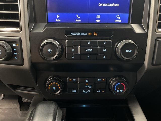 2020 Ford F-150 Raptor photo 17