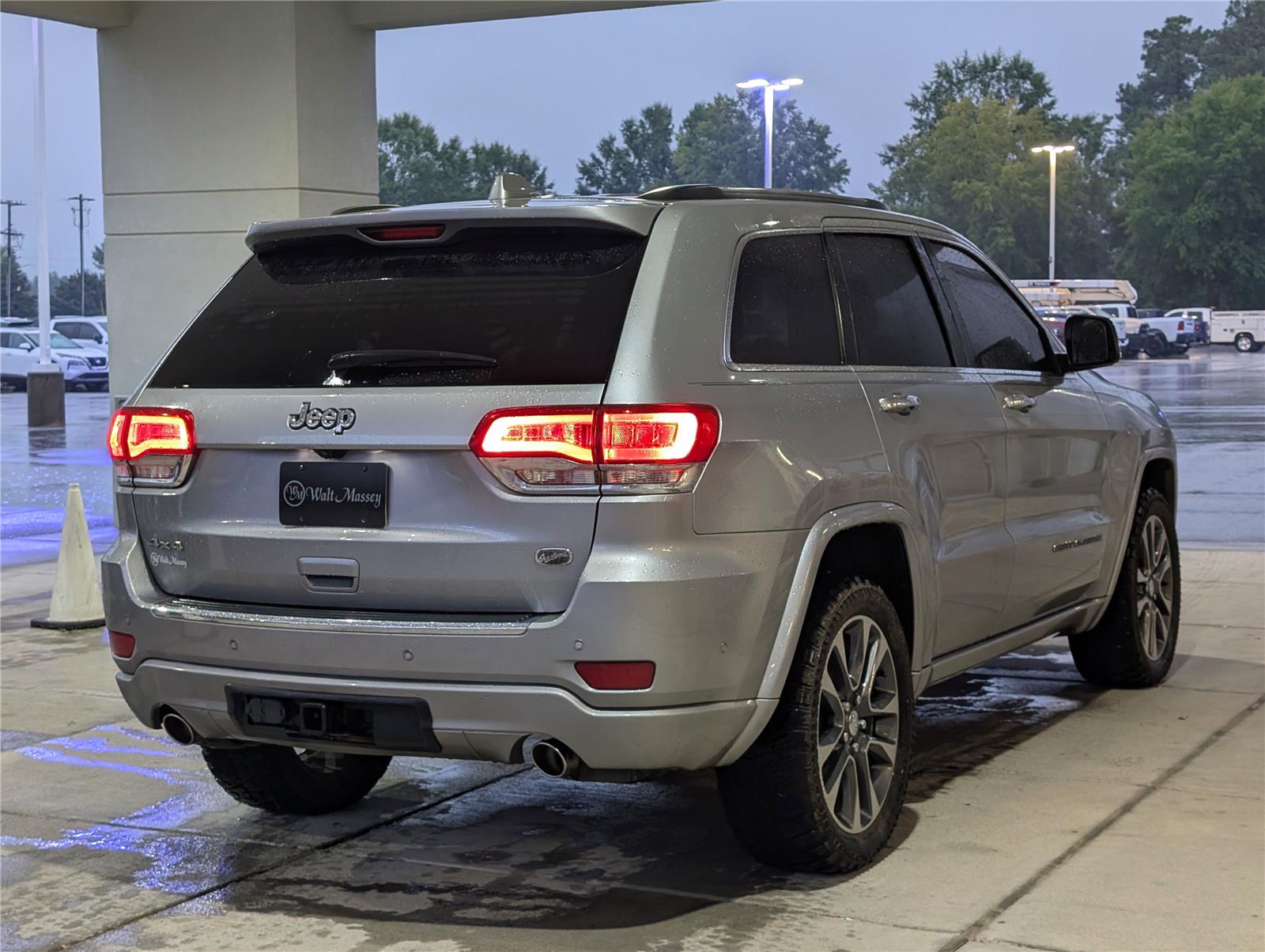 2017 Jeep Grand Cherokee Overland photo 5